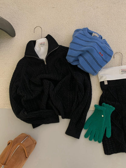 // 麻花半拉鍊立領毛衣+短裙套裝