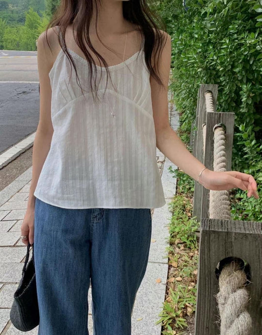 // 暗直紋高胸線吊帶上衣