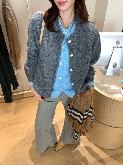 C82 / 撞色假兩件排扣圓領冷外套(8%WOOL)