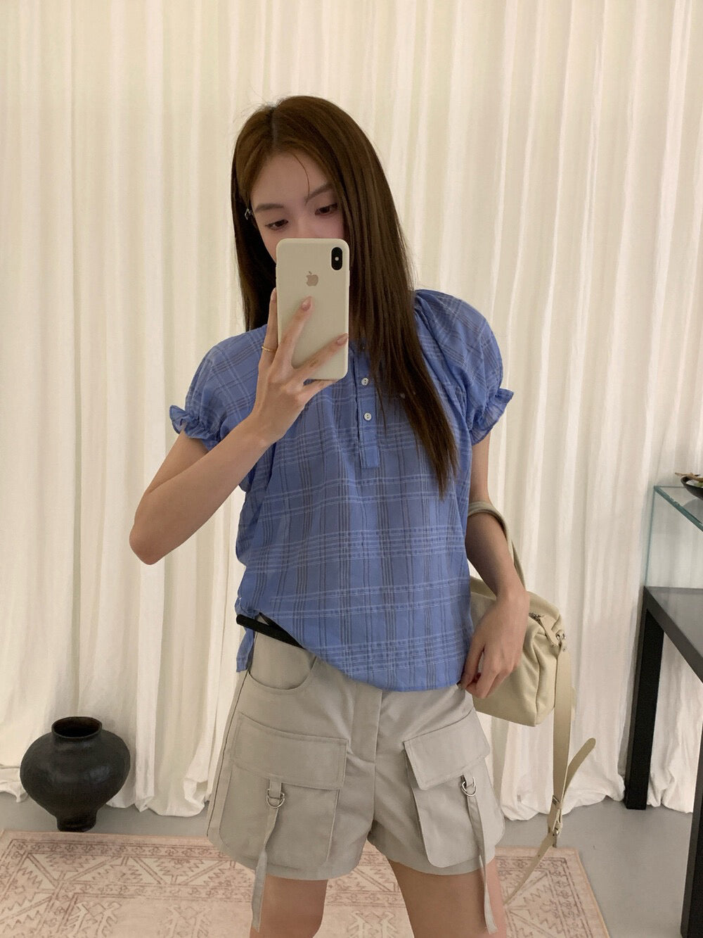 B32 / 復古格紋鈕扣泡泡袖BL