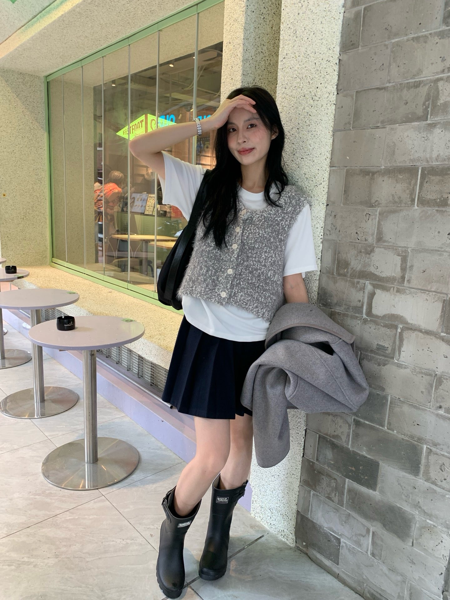 // 連腰帶毛呢料百褶短裙