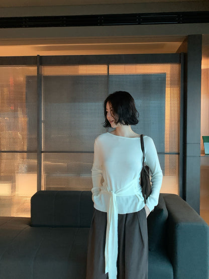 // 高級感可斜肩穿綁帶薄針織上衣
