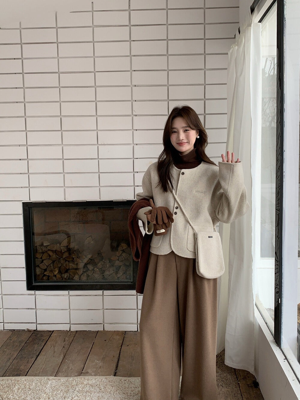 // 100%羊毛弧邊口袋特別鈕扣手工外套(連袋仔)