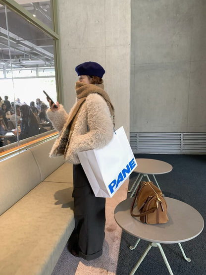 // 高級感毛毛拉鍊外套