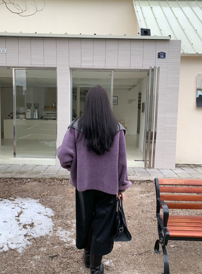 // 連披肩弧邊羊羔毛外套