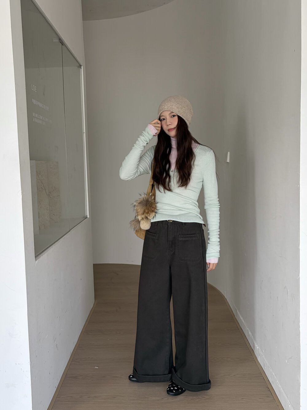 // 雙口袋裝飾加絨卷邊褲(連腰帶)