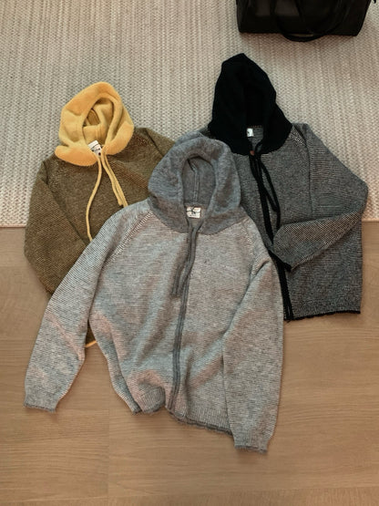 // 拼色連帽細間條拉鍊CD