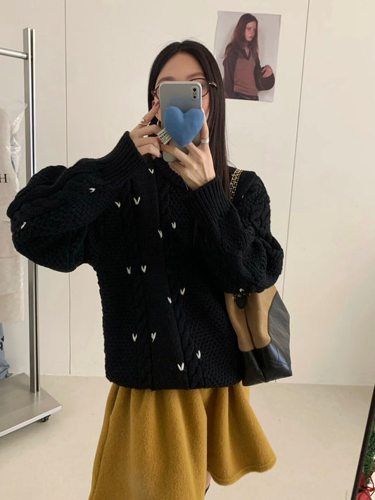 // 5%wool心心刺繡麻花毛衣