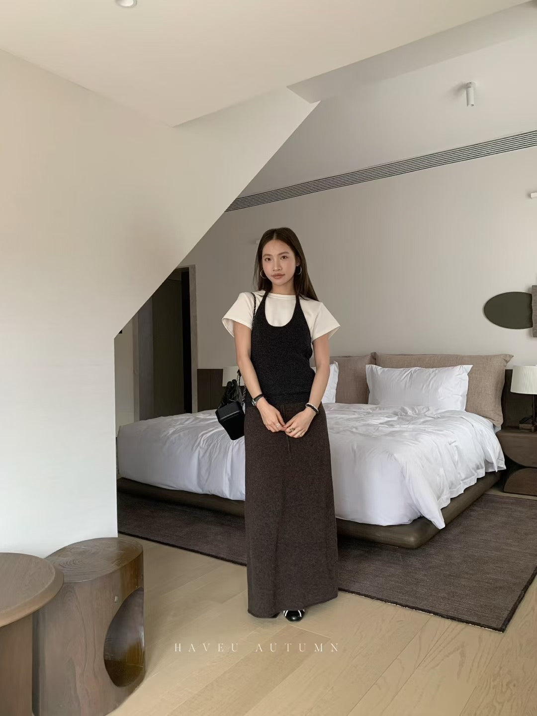 // 造型感全羊毛軟軟掛頸小背心