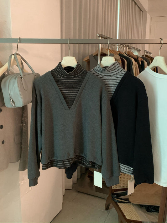 // 間條半領假兩件拼接V領衛衣