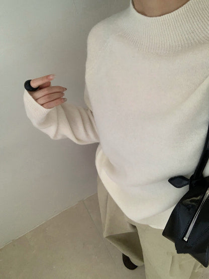 // 100%綿羊毛無縫一體小立領針織上衣