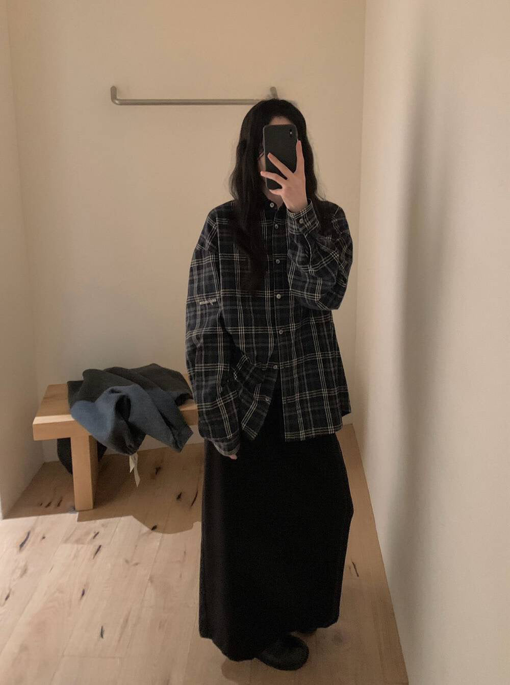 // 超百搭必入直筒中長裙