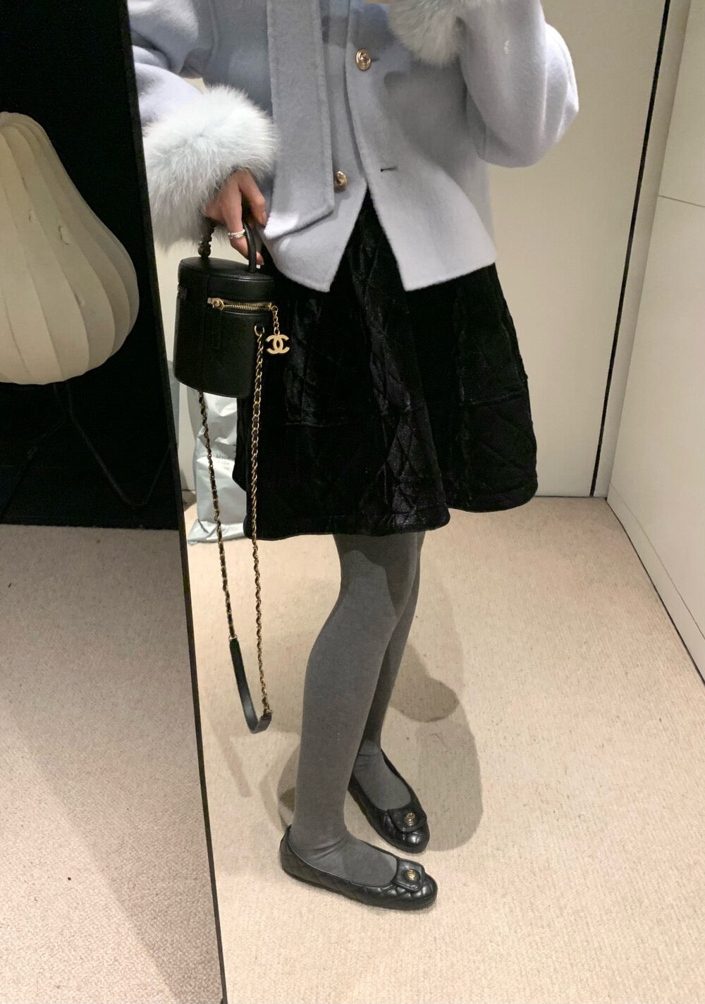 // 減齡款絲絨菱格蓬蓬短裙