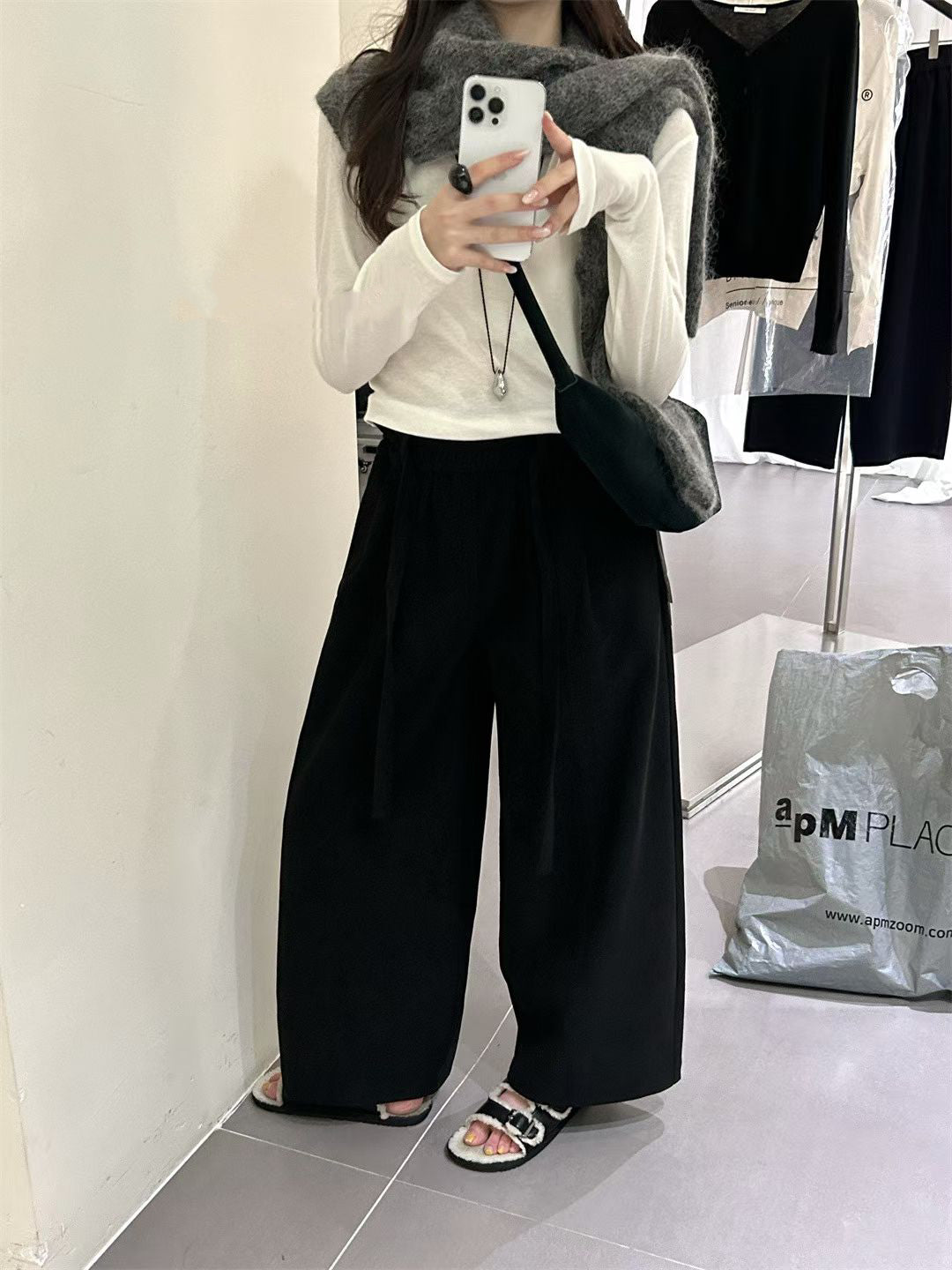 // 復古連腰帶燈芯絨褲