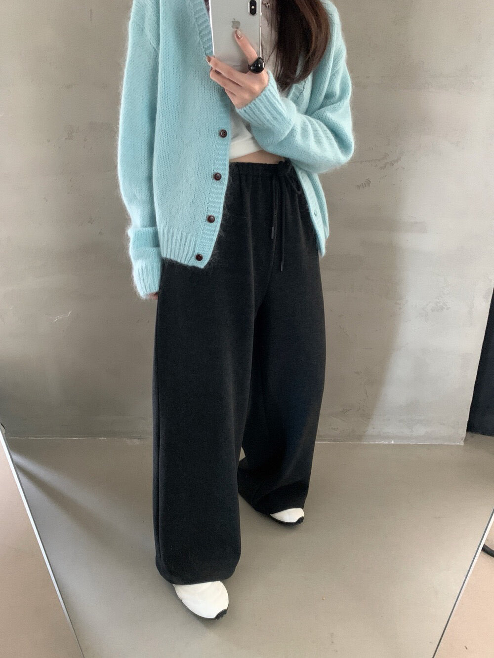 // 超軟糯質感必入休閒褲