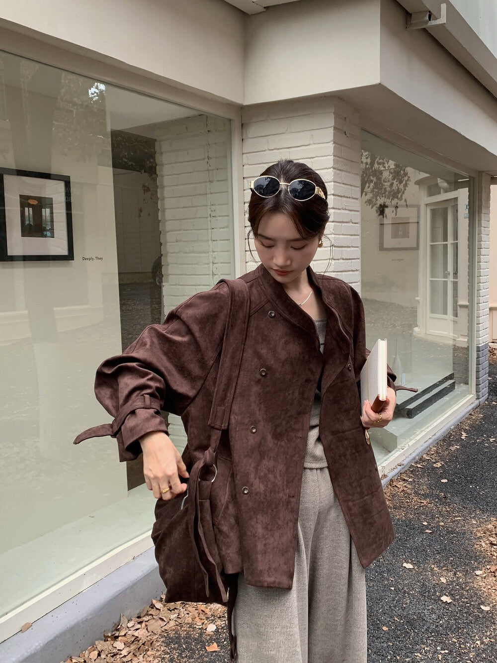 // 小立領雙排扣麂皮絨外套