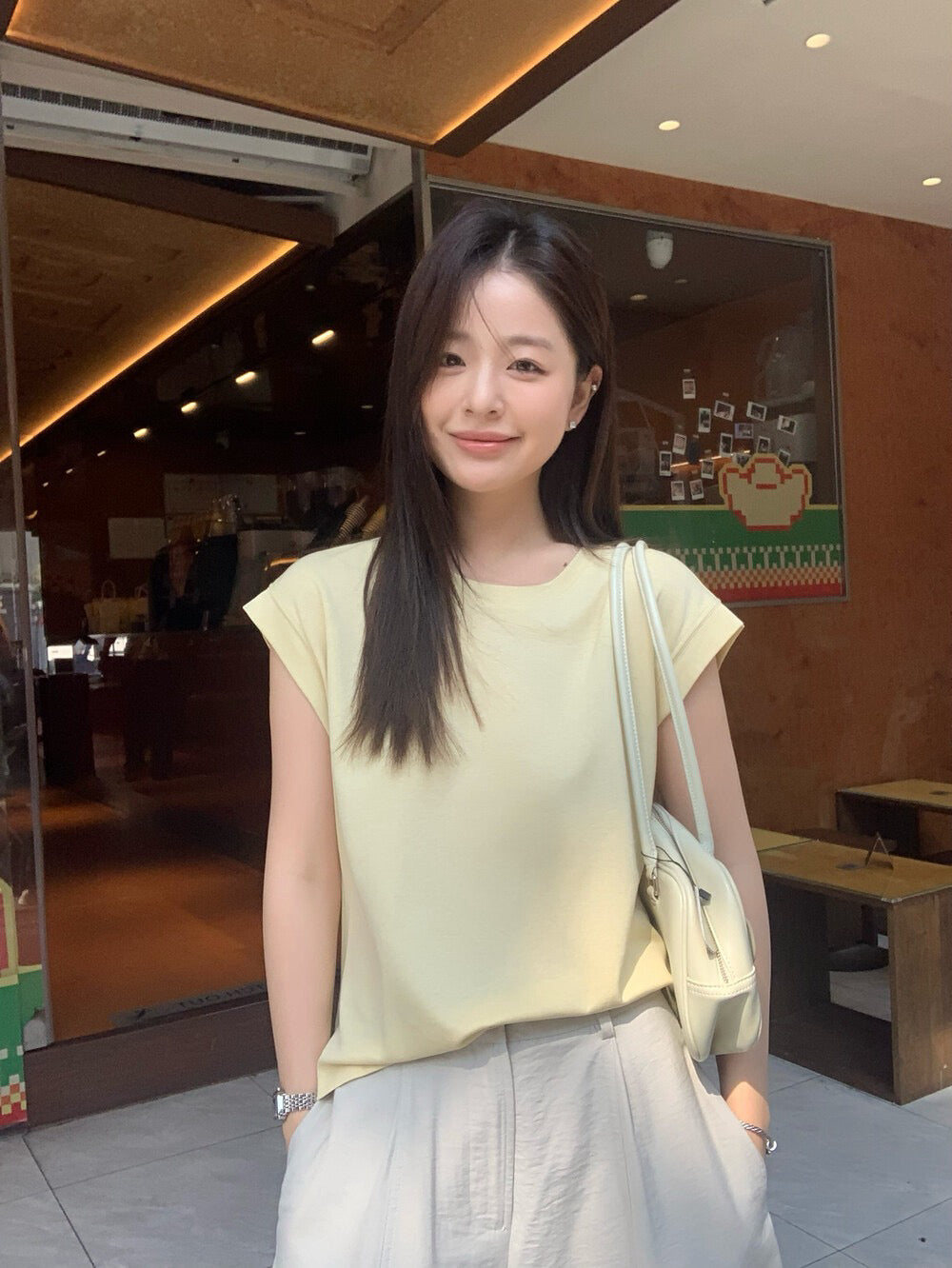 // 遮肩小飛袖lyocell棉TEE