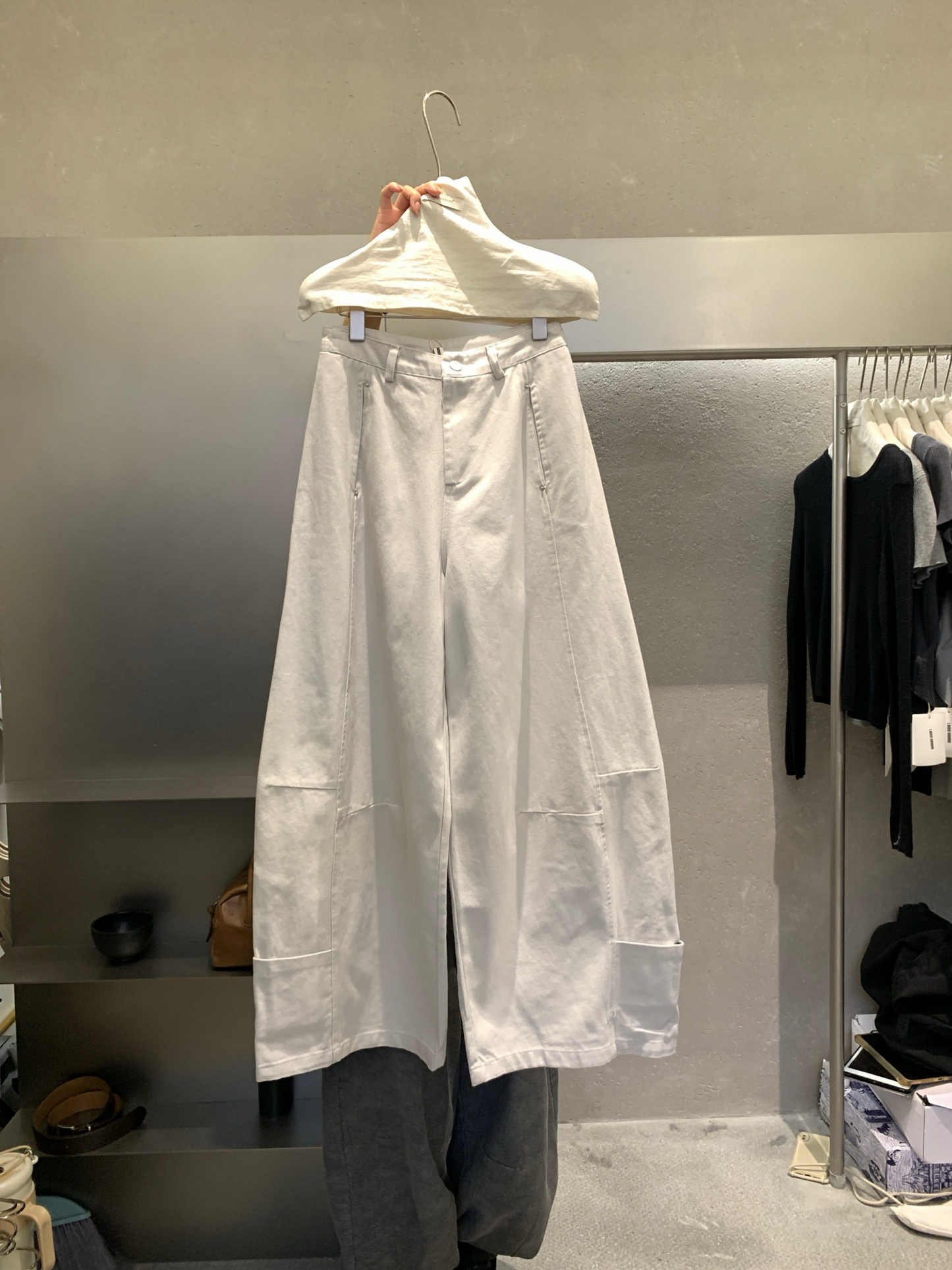 // 超帥特別口袋設計工裝褲