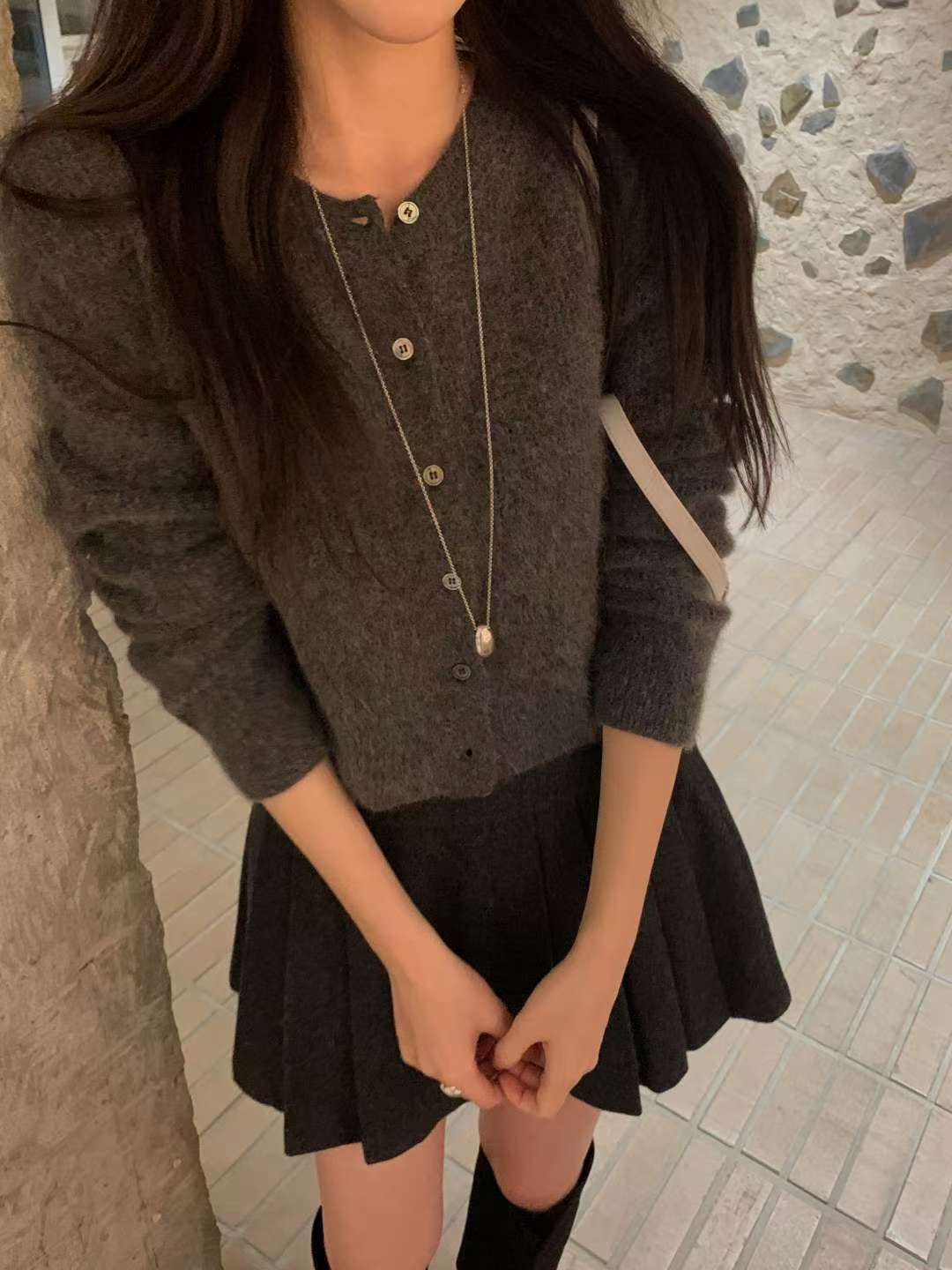 // 高質小短款羊毛CD