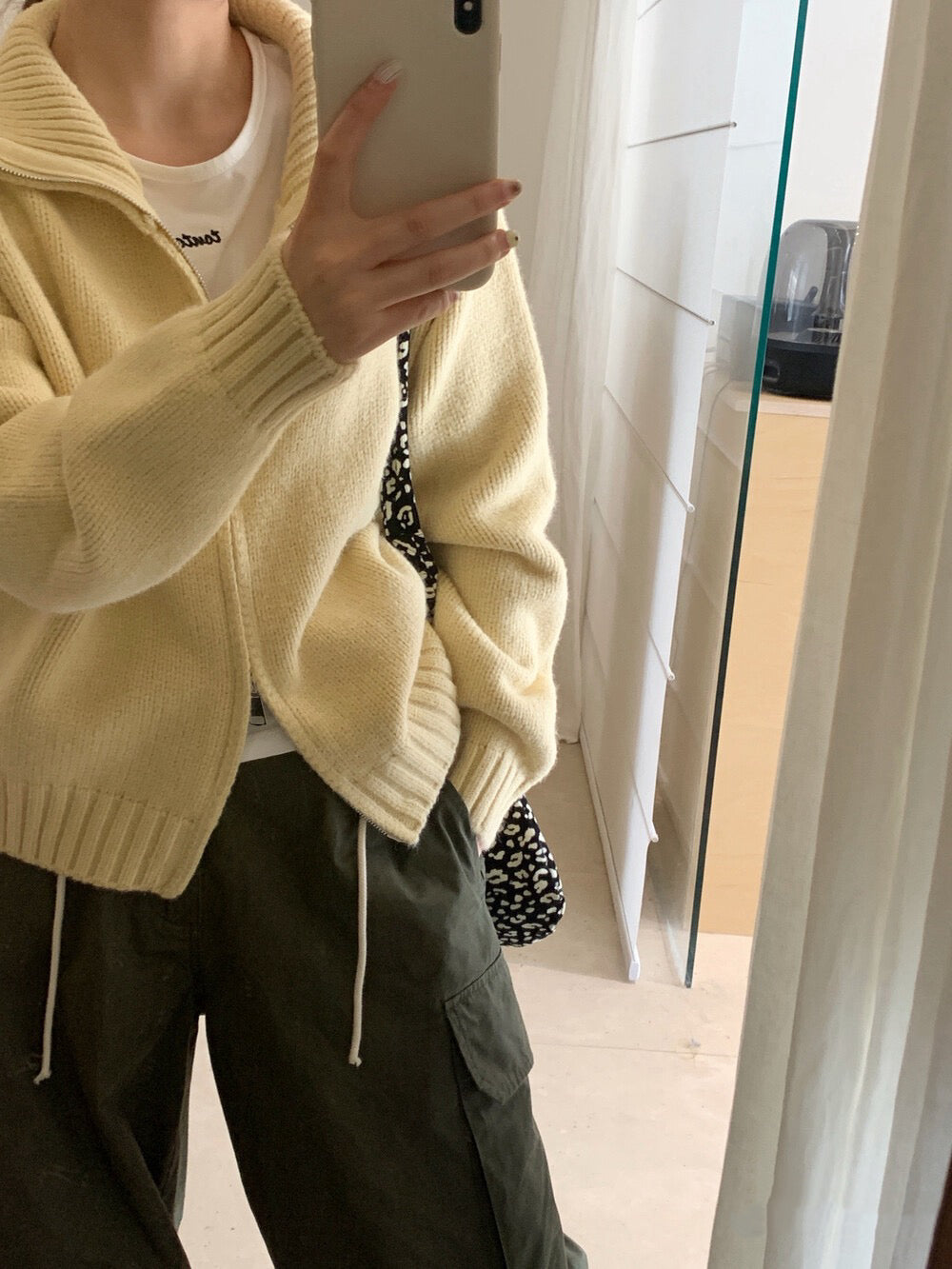 // 超韓直坑紋立領上下拉鍊CD