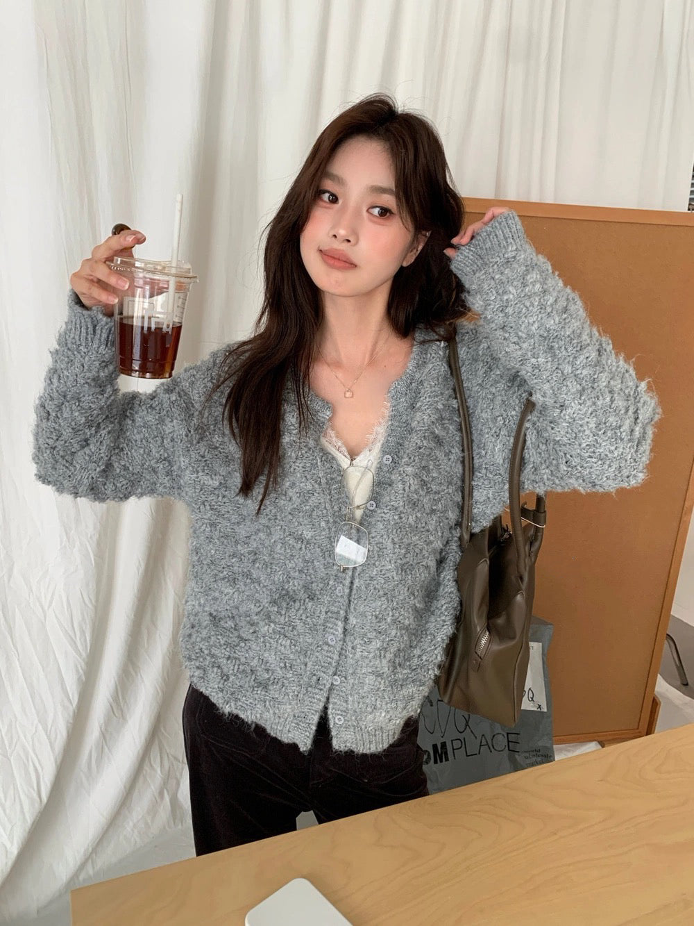 C83 / 立體圈圈紗圓領針織外套(8%WOOL)