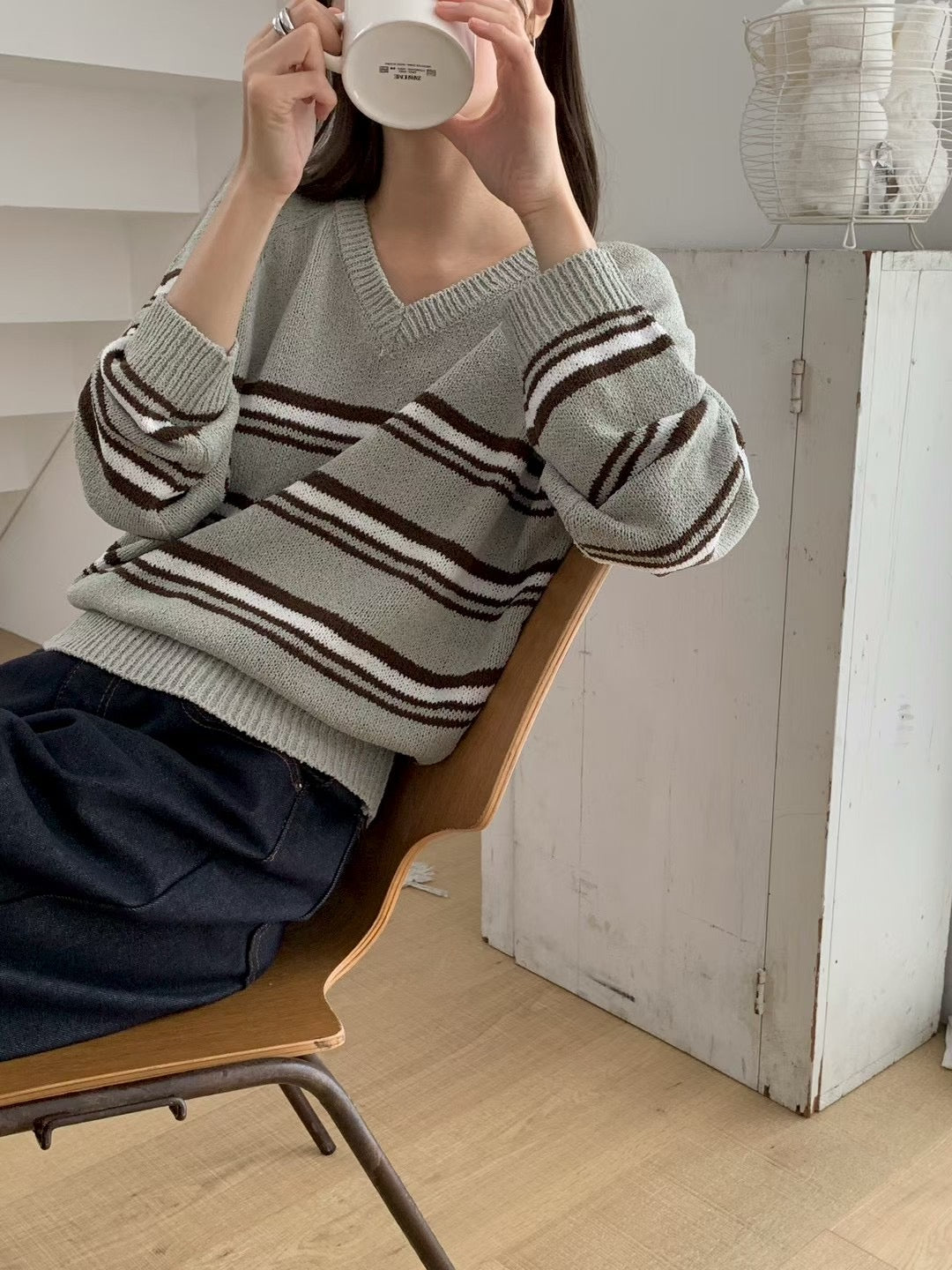 // 復古感V領拼開NT