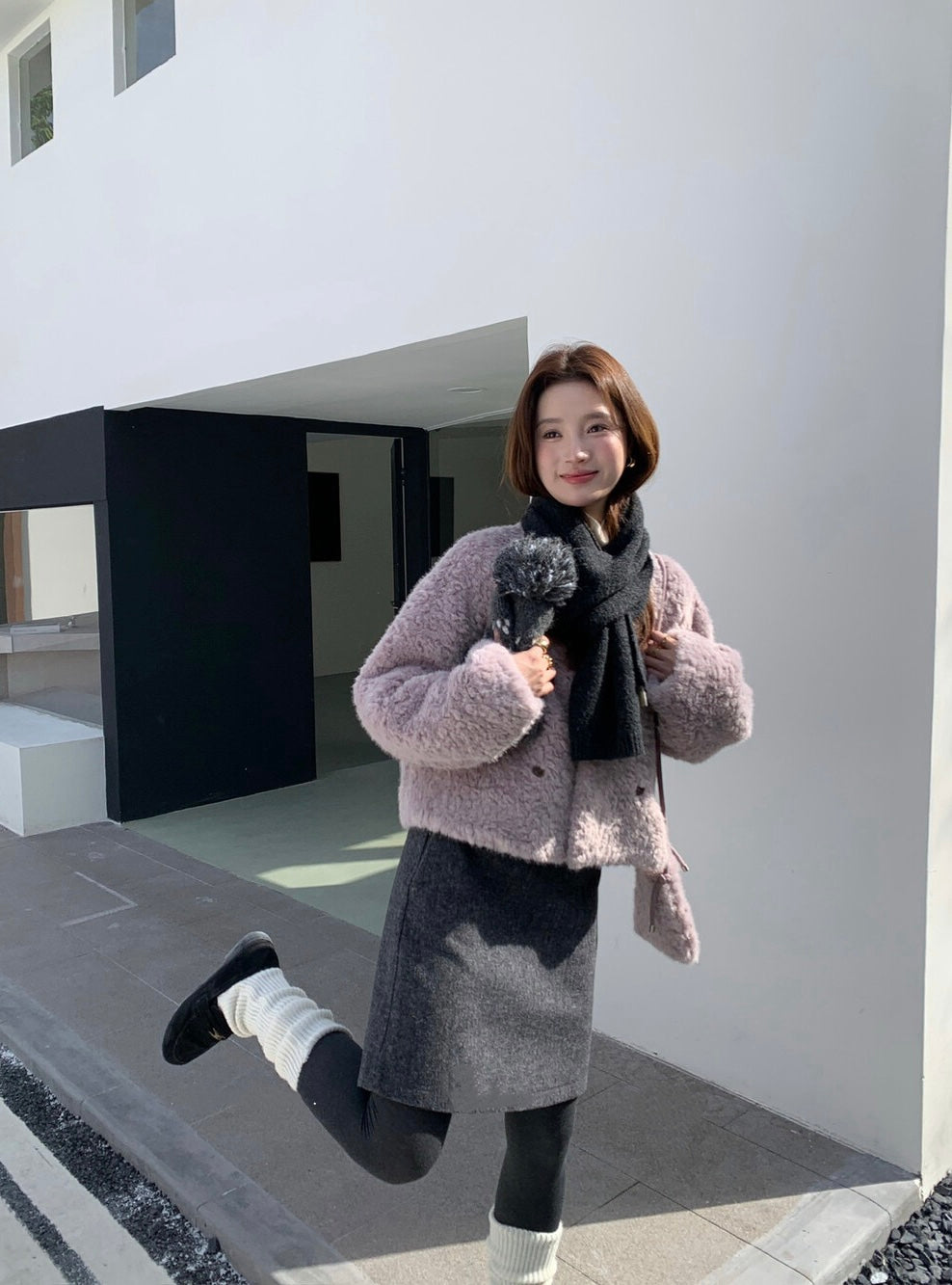 // V領雙排扣毛毛皮毛一體外套(連袋仔)