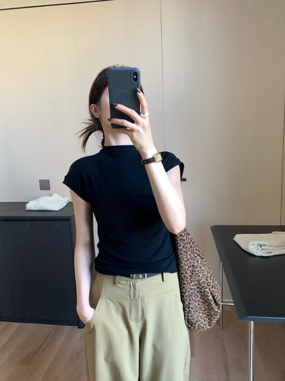 // 超氣質大彈性親膚半領TEE