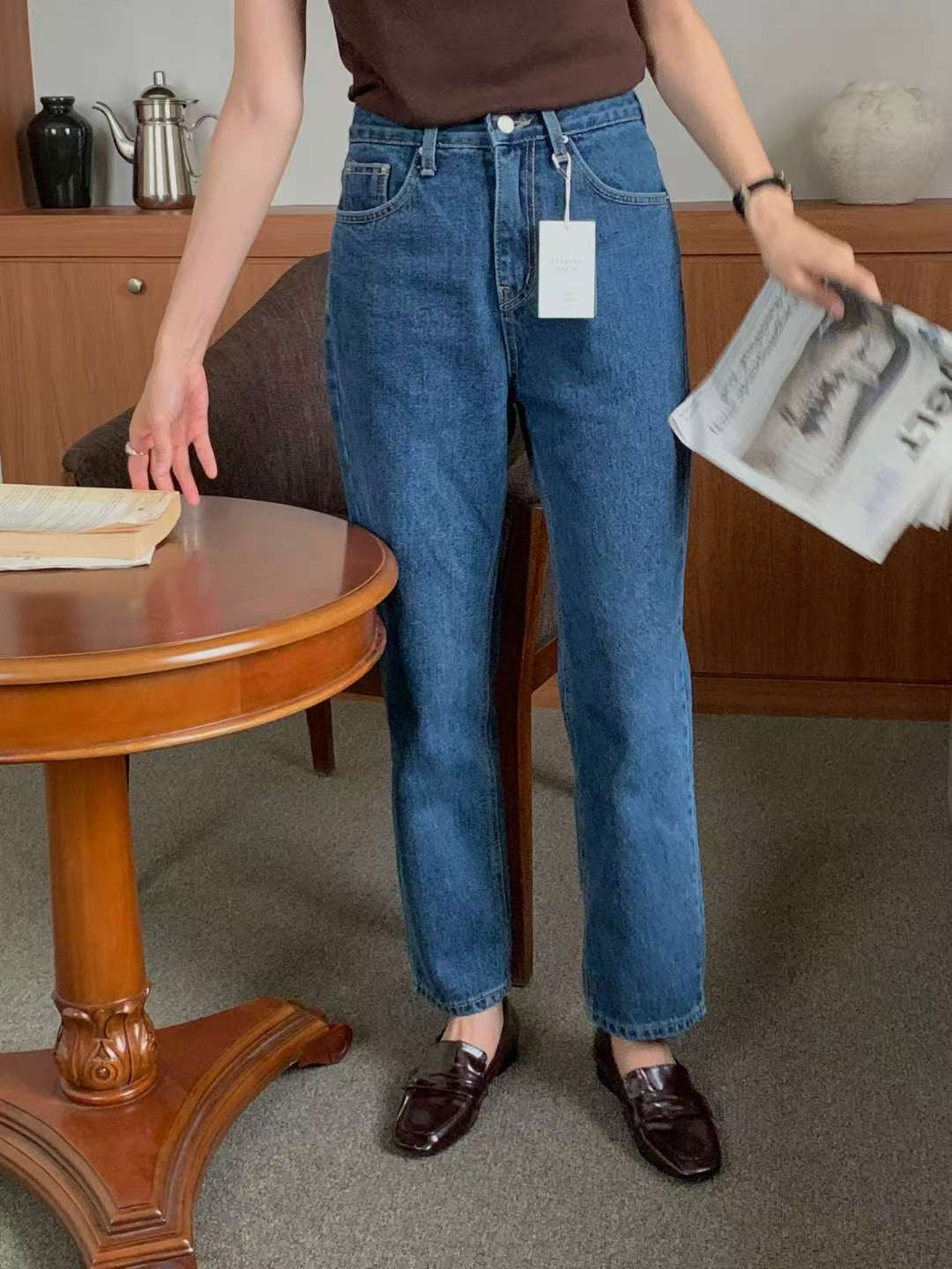 // 經典洗水九分直筒牛仔褲