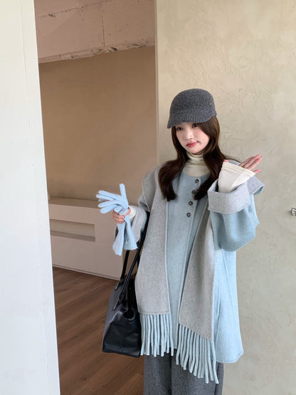 // 100%羊毛簡約高級感三粒鈕中長手工外套(連連帽頸巾)