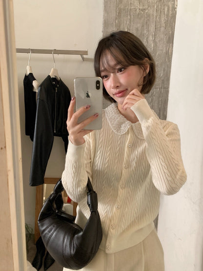 // 33%羊毛重工珍珠領麻花NT