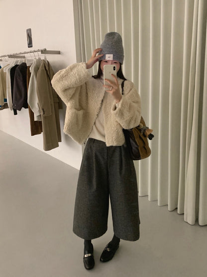 // 高級感口袋質感毛毛外套