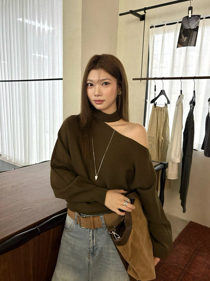 B214 / 小性感掛頸斜肩針織上衣