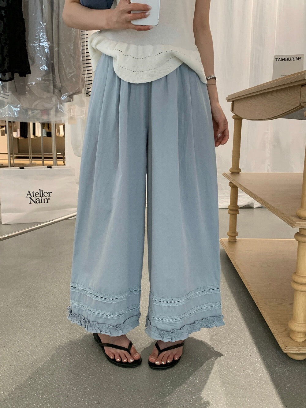 // 小復古刺繡花邊腳休閒褲