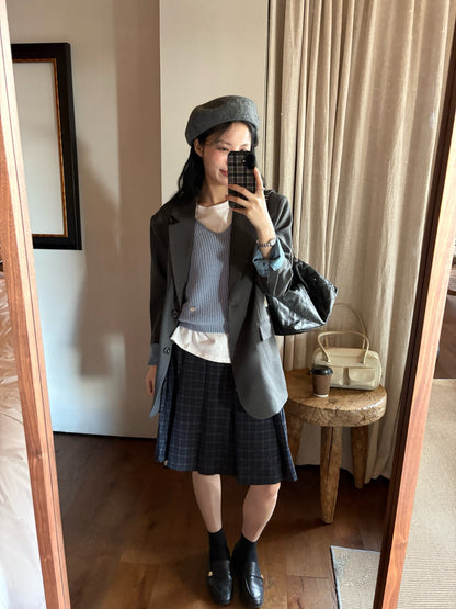 // 細節感滿滿撞色內裡西裝外套