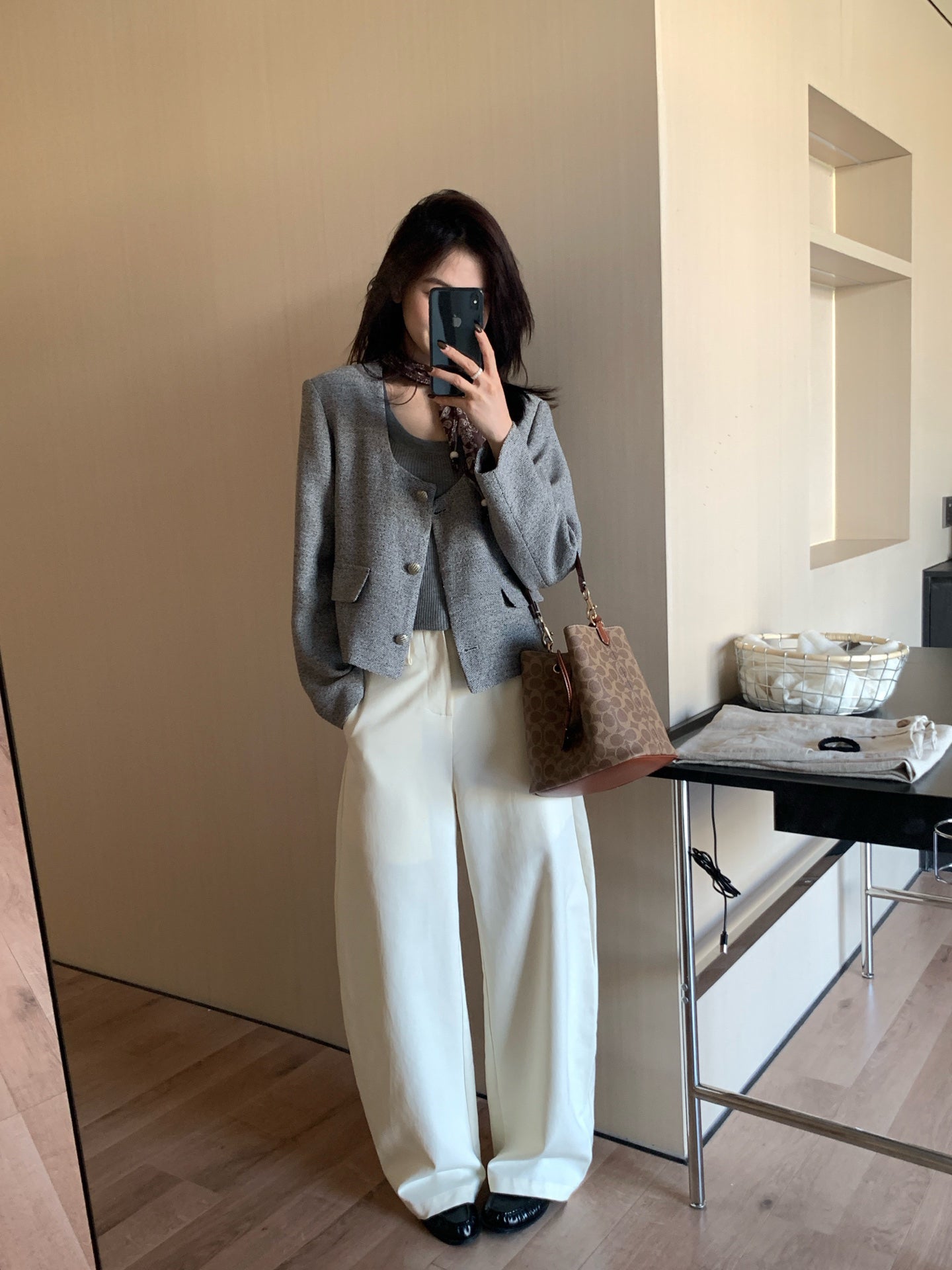 // 高質大U領顯瘦tweed JK