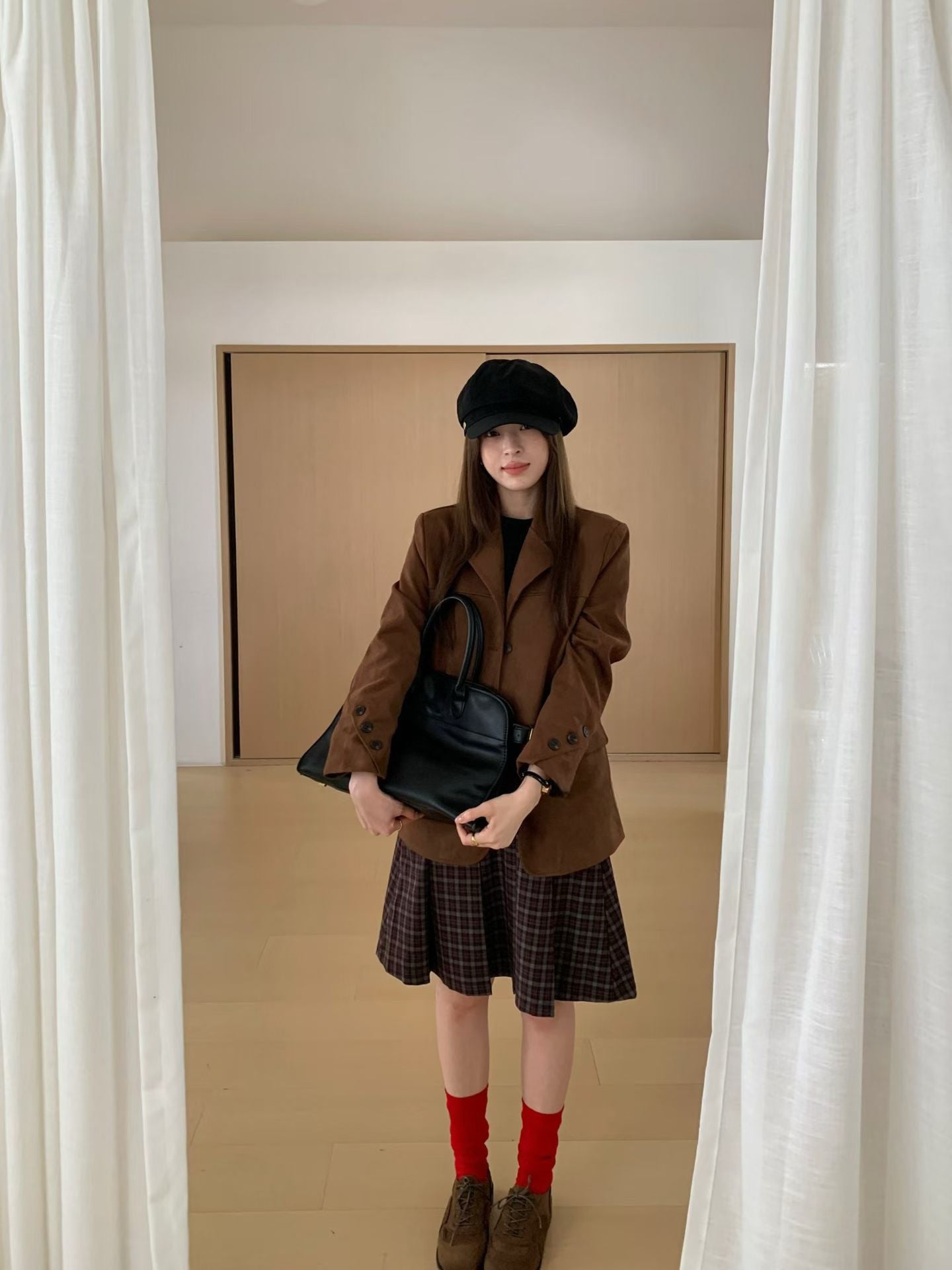 // 復古感超氣質牛皮絨外套