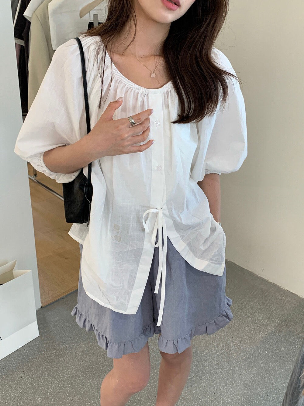 // 超舒服麻質花邊腳短褲