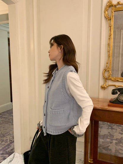 // 疊穿必入牛角鈕卷邊口袋背心馬甲