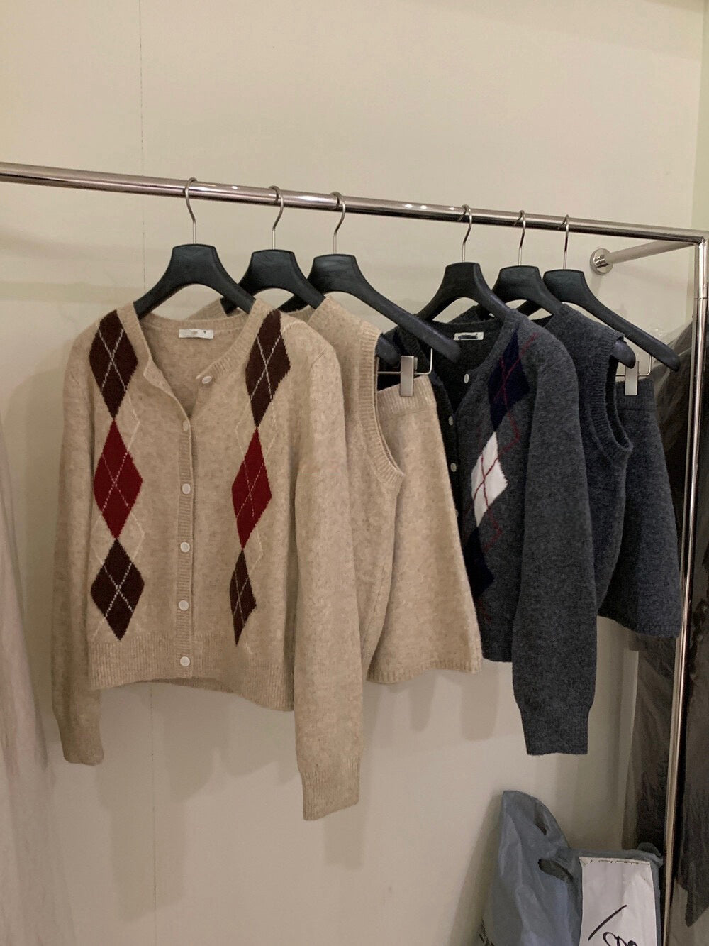 // 超氣質菱格紋背心+外套+短裙三件套