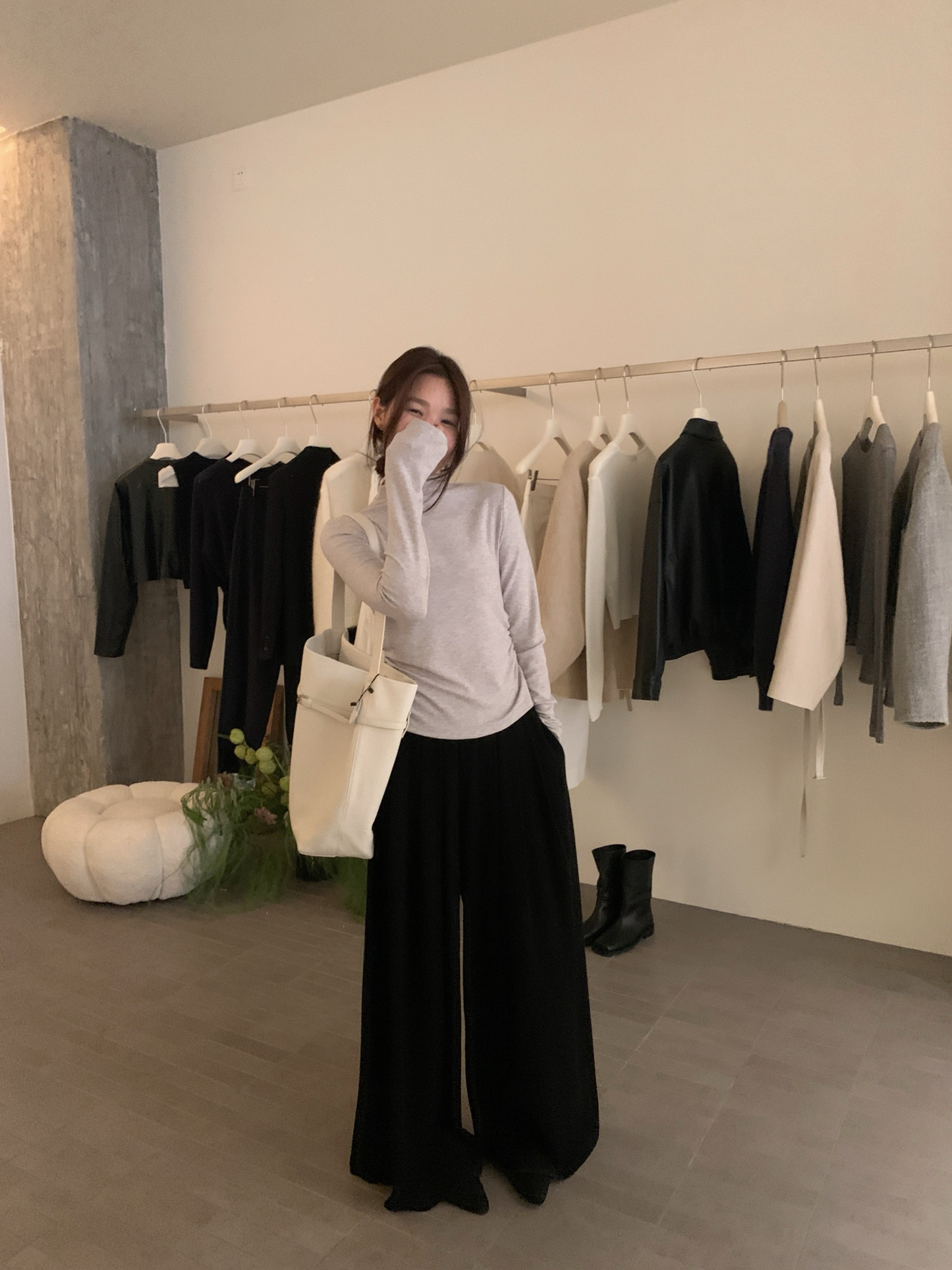 // 超顯瘦粗褲頭壓褶全長褲