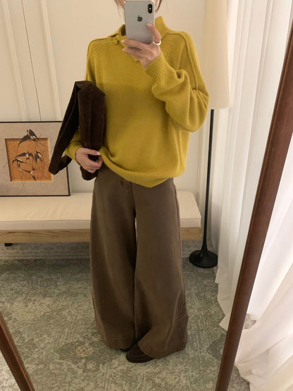 // 30%綿羊毛設計感不規則翻領毛衣