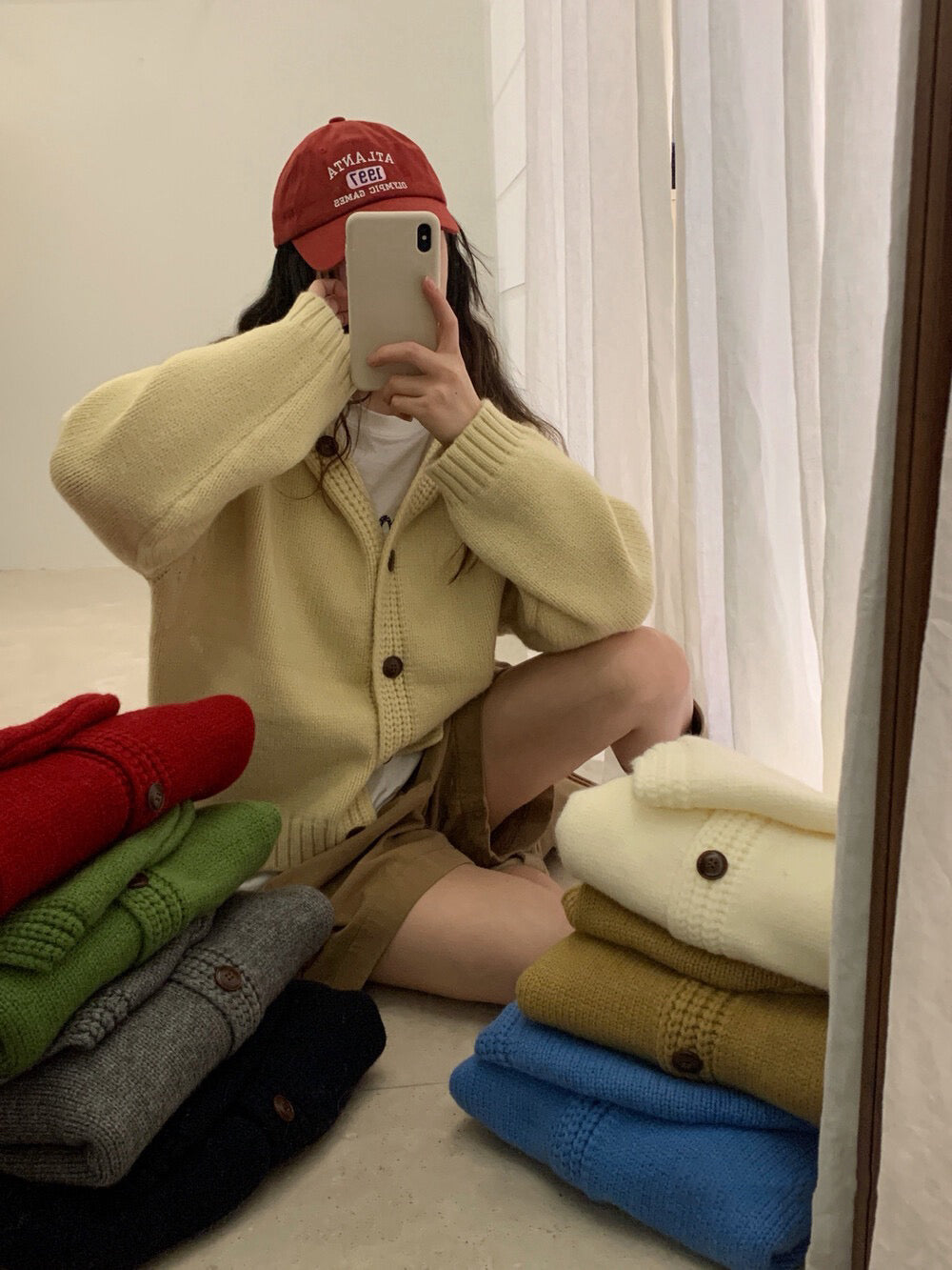 // 八色織紋邊連帽冷外套