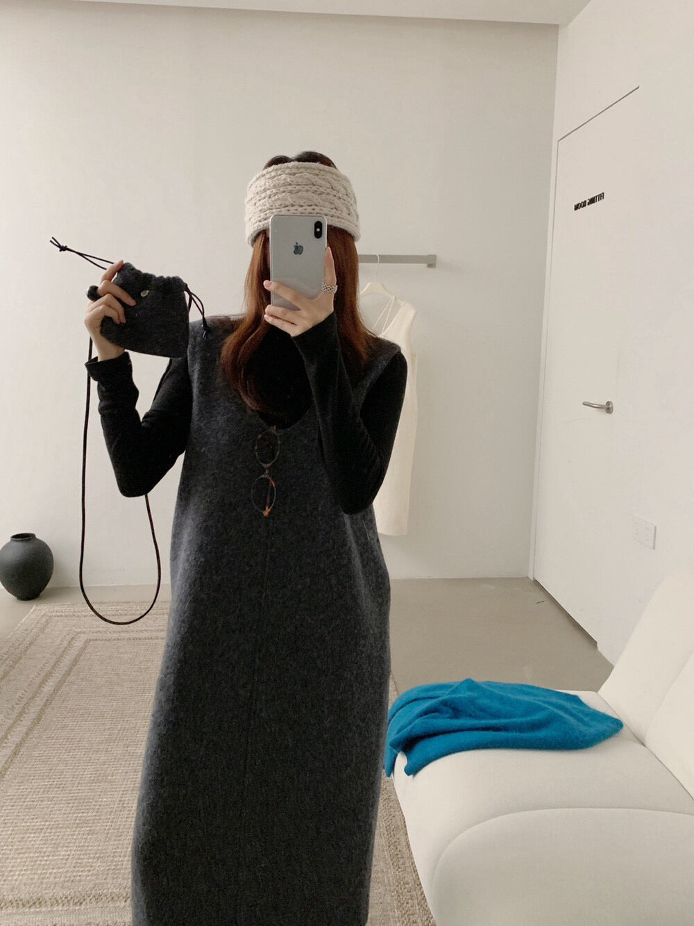 // 50%wool柔軟U領背心OPS(連袋仔)