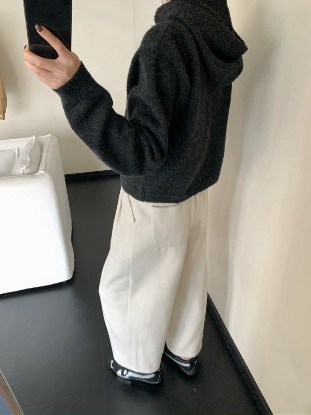 // 30%羊毛軟糯排扣連帽外套