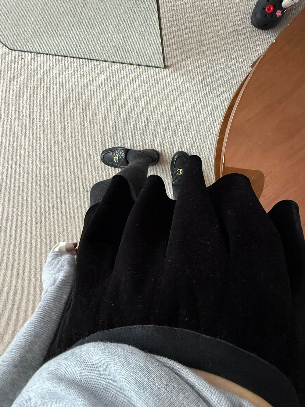 // 高級感絲絨A字短裙