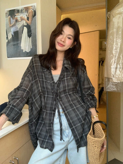 // 兩穿復古感格紋寬鬆恤衫