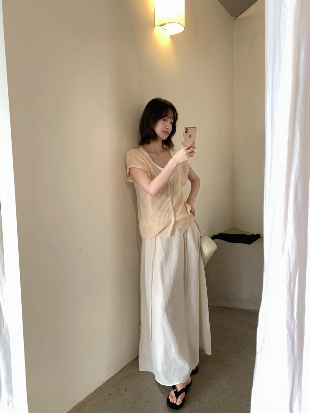 // 假兩件天絲麻直坑紋排扣NT