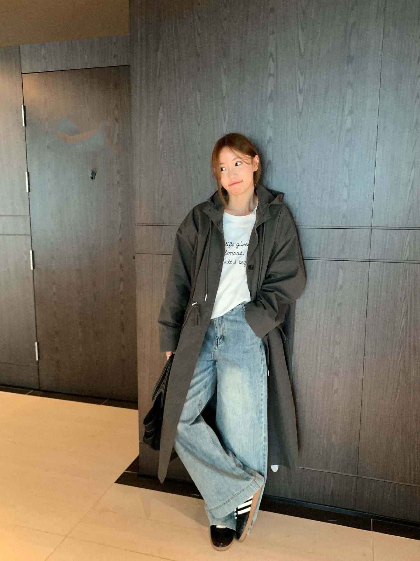 // 可束腰帥氣連帽長外套