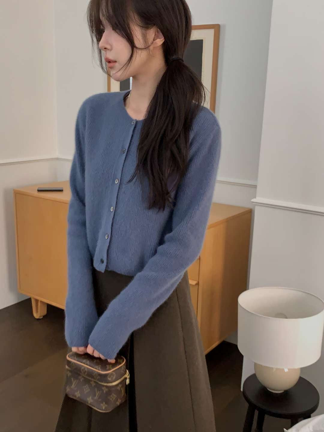 // 高質小短款羊毛CD